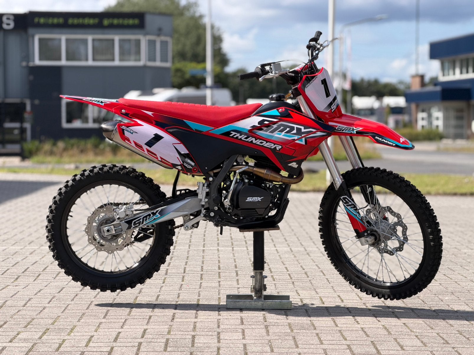 Crossmotor 250cc NIEUW E-Start, Fietsen en Brommers, Brommers | Crossbrommers, 250 cc, Zo goed als nieuw, 5 versnellingen, Ophalen
