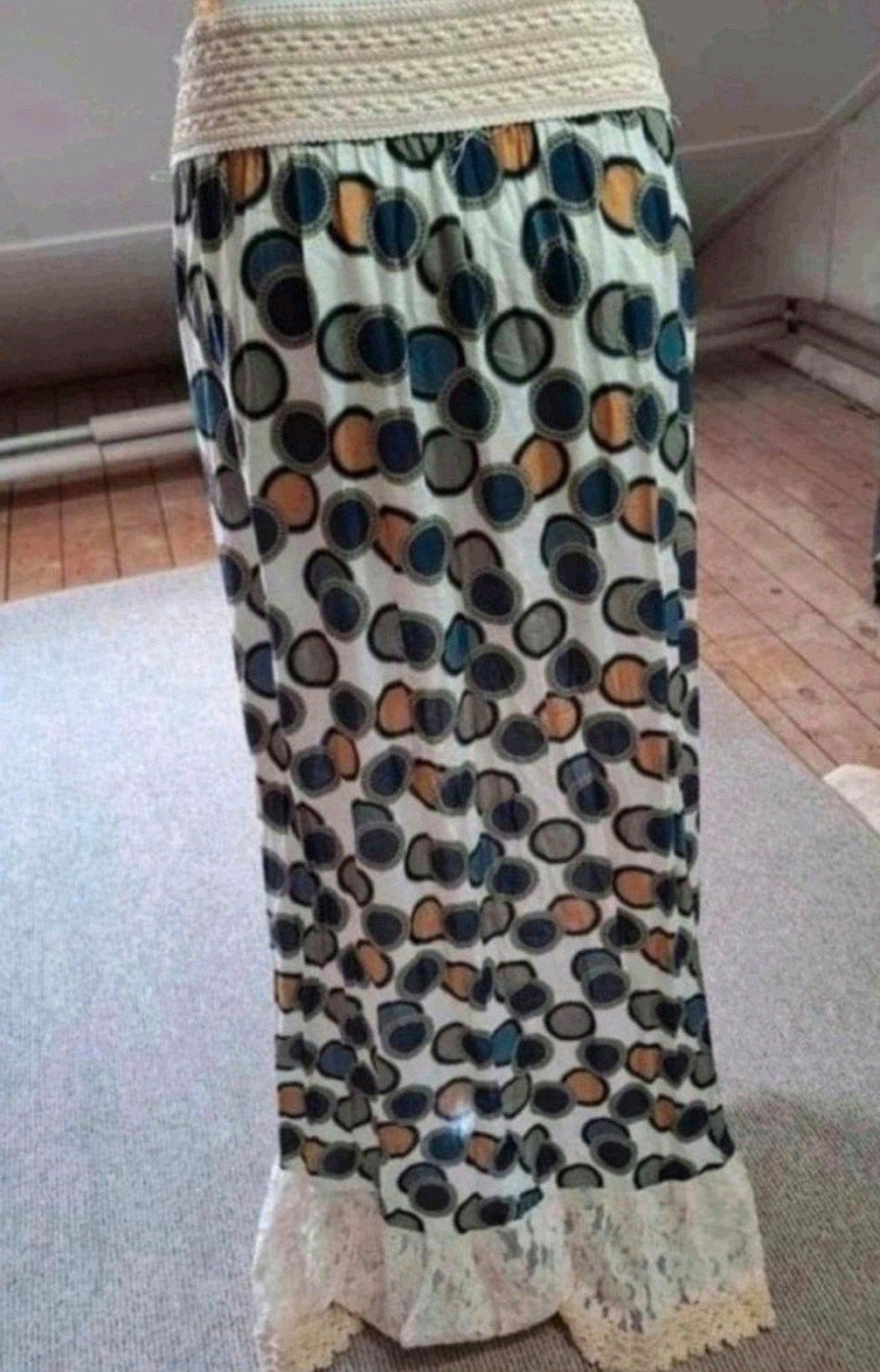 Bohemian Maxi Rok met Retro Stippenprint en Kant - Maat S, Meerkleurig, Ophalen of Verzenden, Maat 36 (S), Gedragen