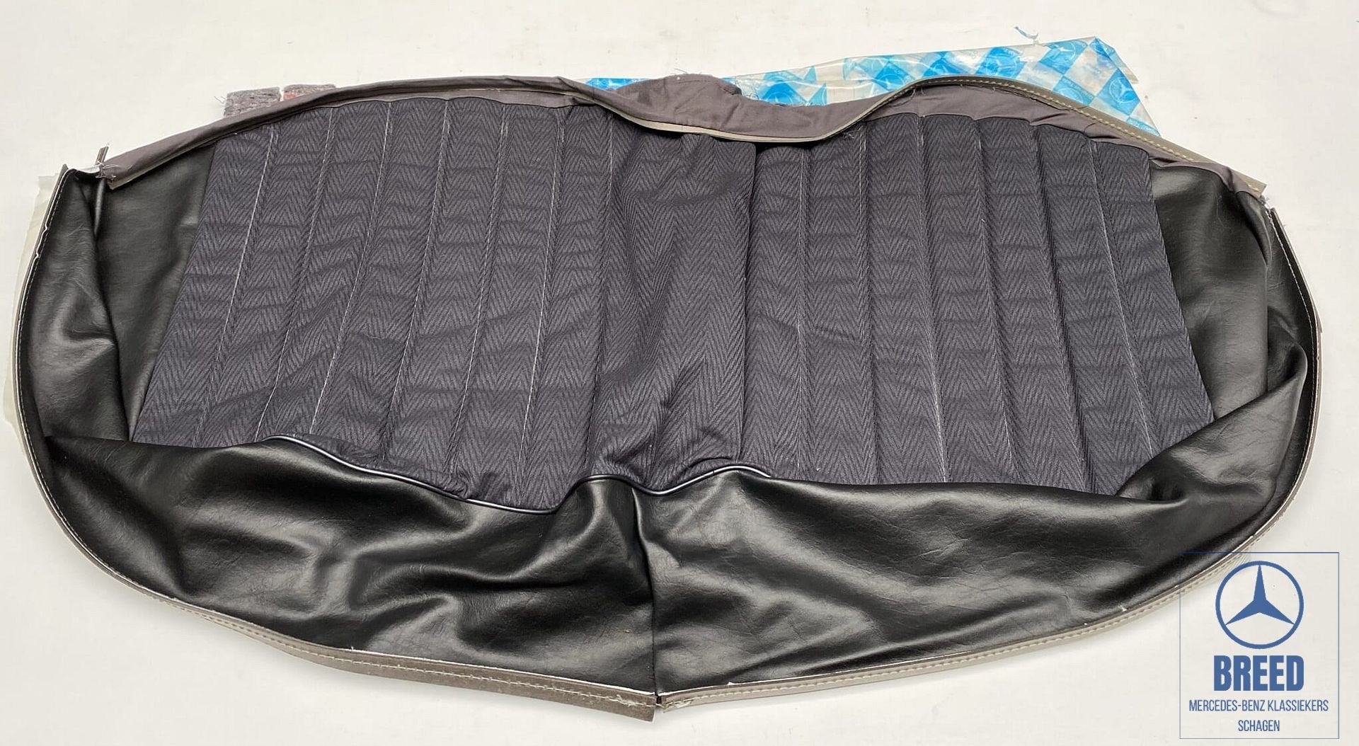 NOS bekledingshoes achterbank zwart stof Mercedes-Benz W123, -, Nieuw, Ophalen of Verzenden, -