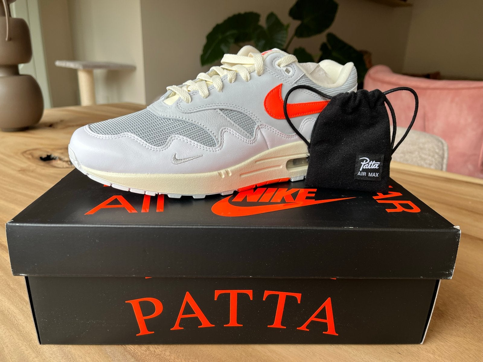 Nike Air Max 1 Patta Monarch - Maat 45 - Deadstock, Ophalen of Verzenden, Nieuw, Overige kleuren, Sneakers of Gympen