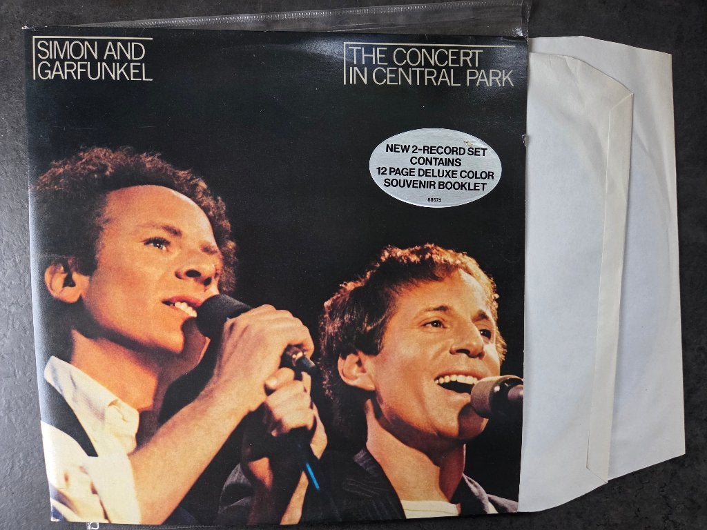 Simon & Garfunkel - The Concert in Central Park LP, Inclusief boekje, Gebruikt, Pop, Ophalen of Verzenden
