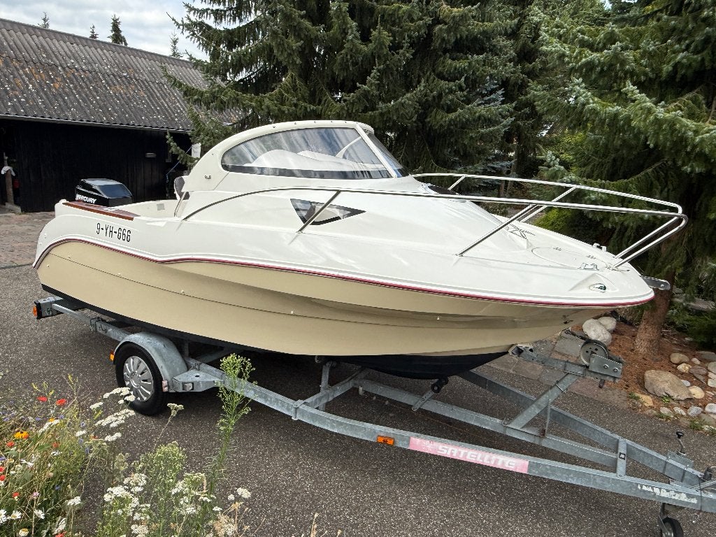 Quicksilver 540 Cruiser Mercury 115 PK 4-Takt Incl. Trailer, Watersport en Boten, Vis- en Consoleboten, Gebruikt, Viertaktmotor