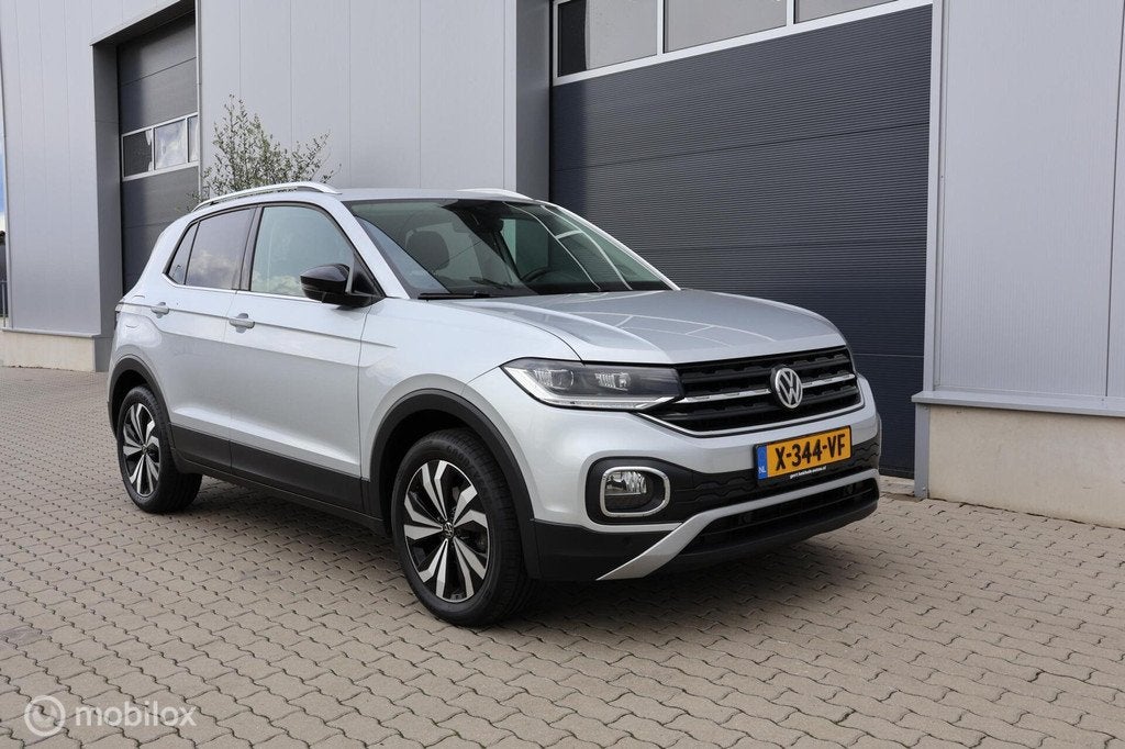 Volkswagen T-Cross 1.0 TSI Style I Camera I Trekhaak I Navig, Auto's, Volkswagen, T-Cross, Gebruikt, Zwart, Bedrijf