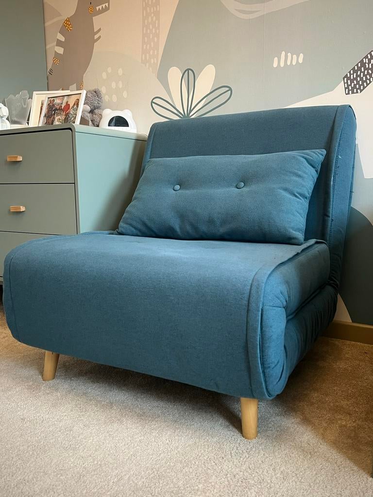 Blauwe slaapstoel/opklapbed met kussen, Huis en Inrichting, Ophalen, Blauw, 190 cm of minder, Zo goed als nieuw