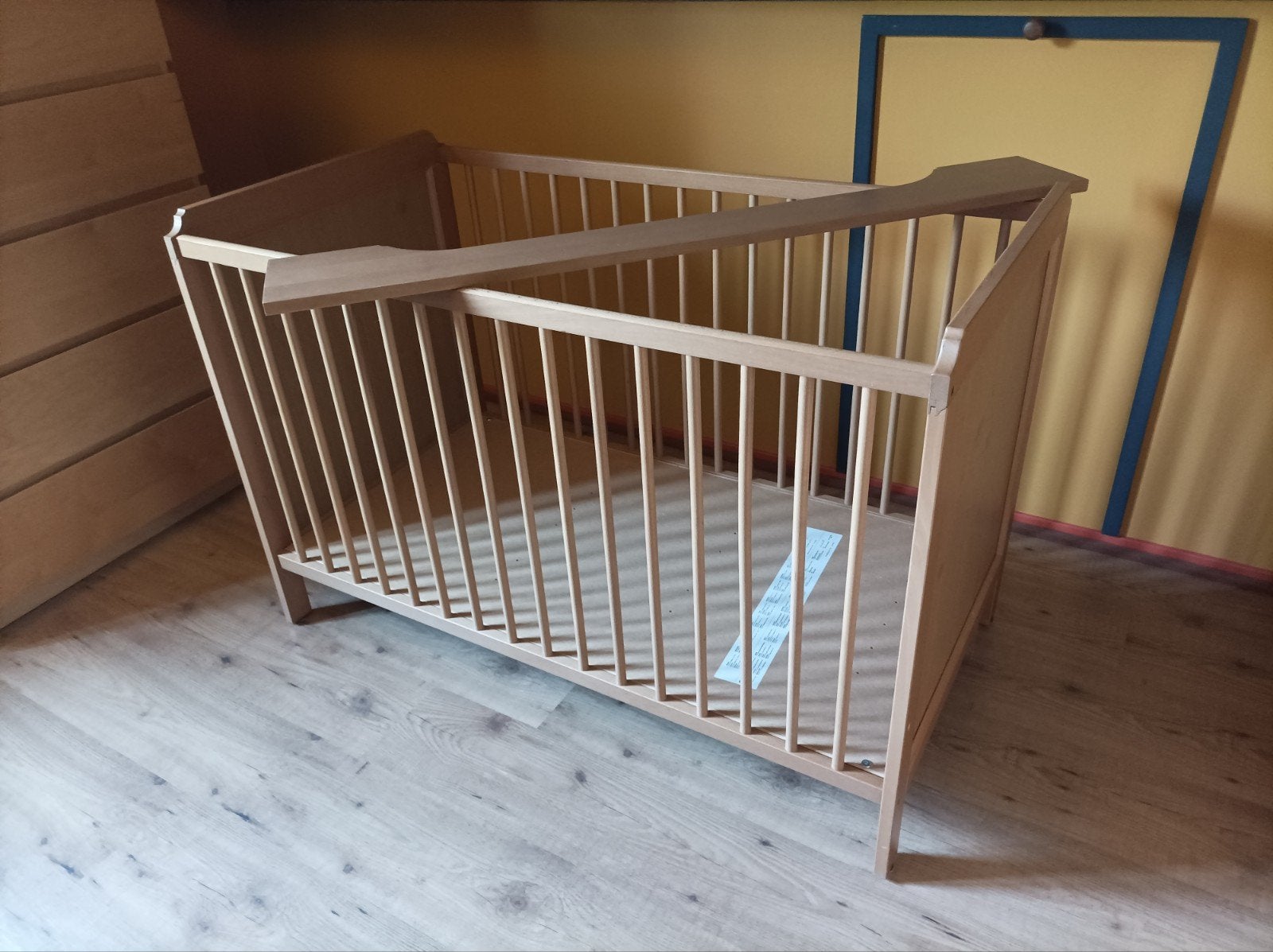 Ikea Diktad kinderbed / ledikant, Ophalen, Scandinavisch, Klassiek, 190 cm of minder, Hout