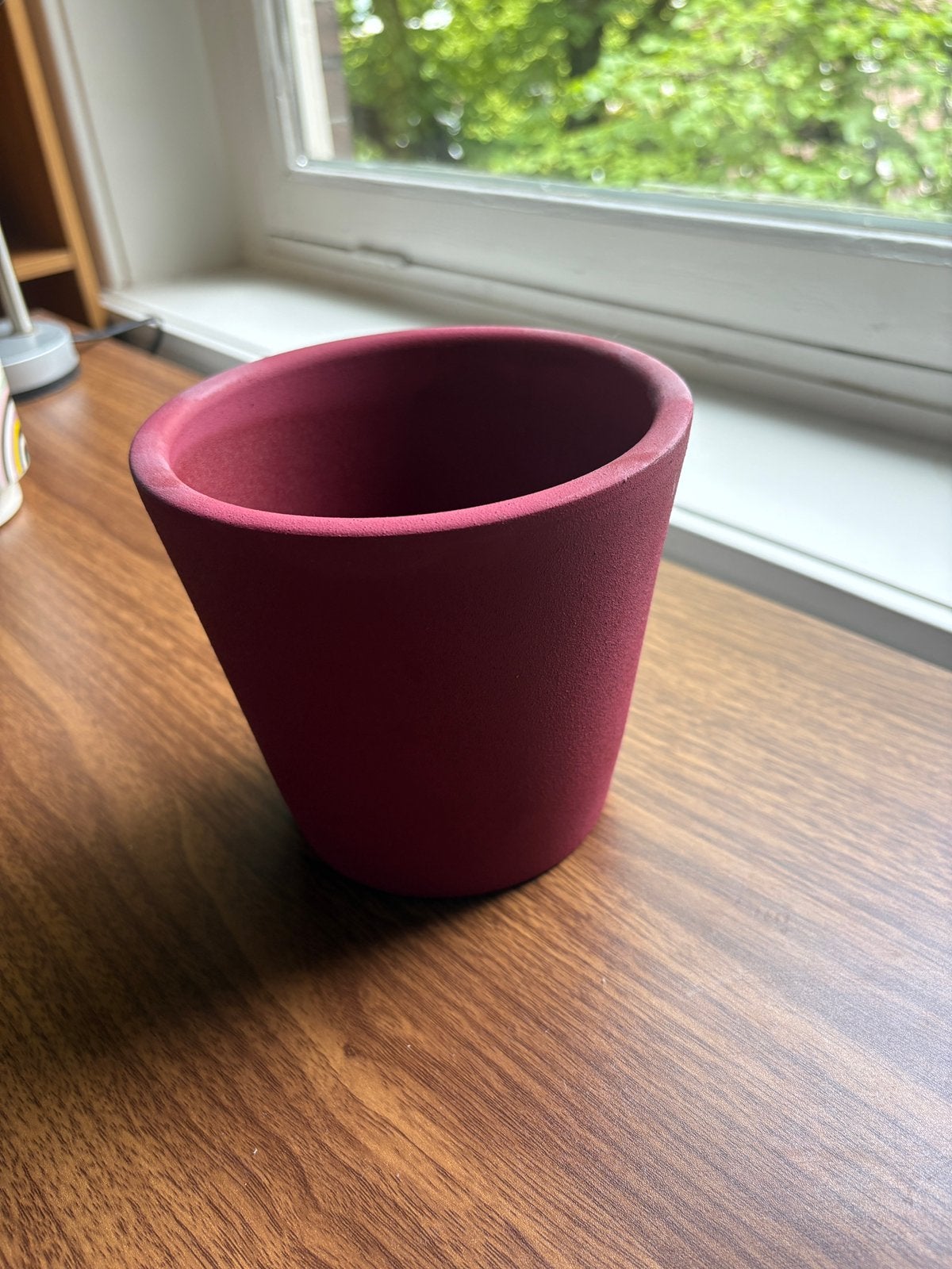 Matte bordeaux bloempot / plantenpot, Ophalen, Rond, Zo goed als nieuw, Aardewerk