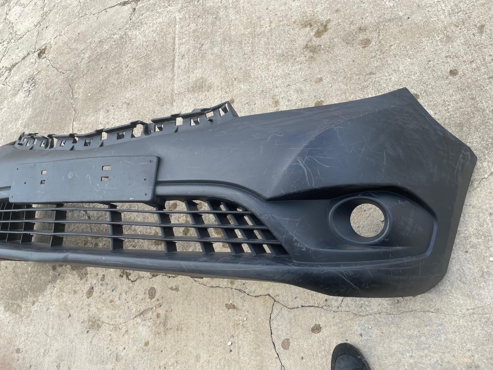 Voorbumper Volkswagen Caddy 2012-2016 zonder mistlamp, Gebruikt, Ophalen of Verzenden, Bumper, Volkswagen