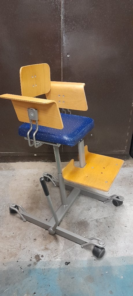 Maatwerk kinderstoel, Ophalen, Gebruikt, Meegroeistoel