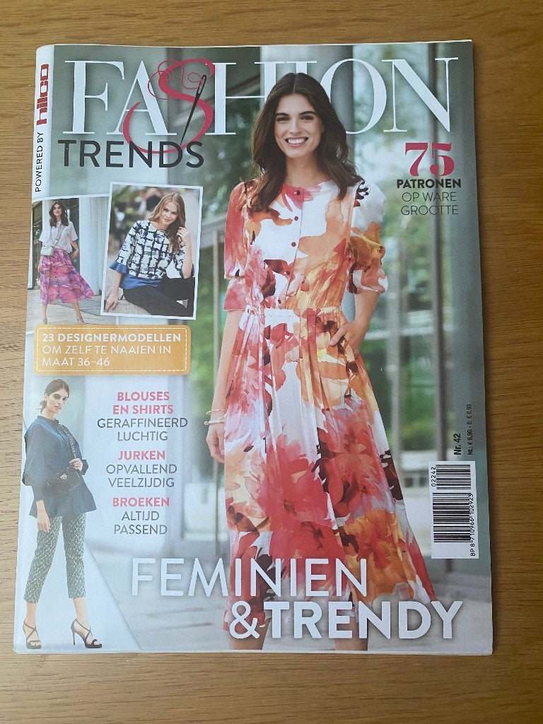 Trends fashion x 7 stuks, Hobby en Vrije tijd, Kledingpatronen, Overige merken, Overige typen, Vrouw, Ophalen of Verzenden