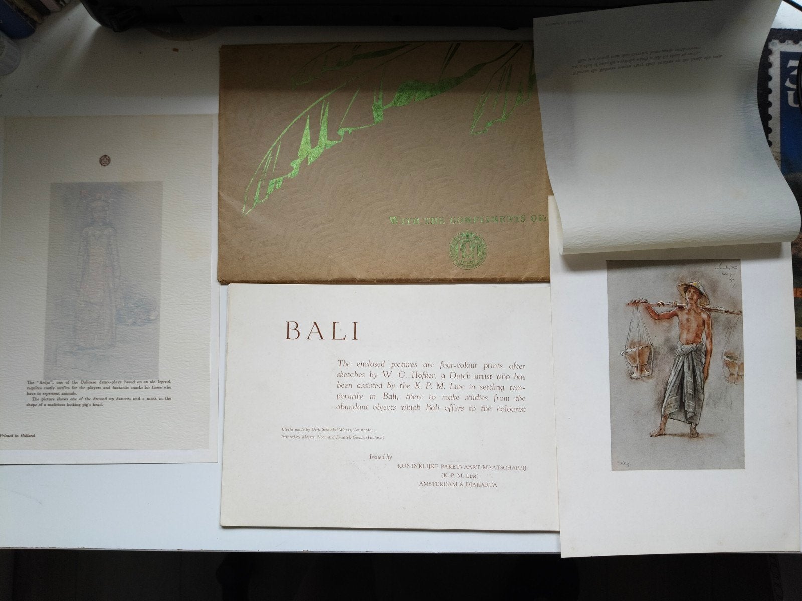 Bali: Vier kleurenprints naar schetsen van W.G. Hofker, Verzenden, Gelezen, W.G. Hofker