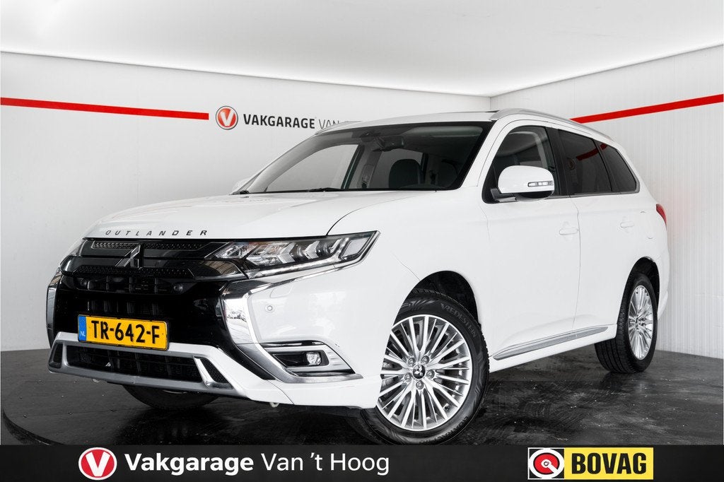 Mitsubishi Outlander 2.4 PHEV Intense+|Trekhaak|Schuifdak|St, Automaat, 4 cilinders, Automatische klimaatregeling, Bedrijf