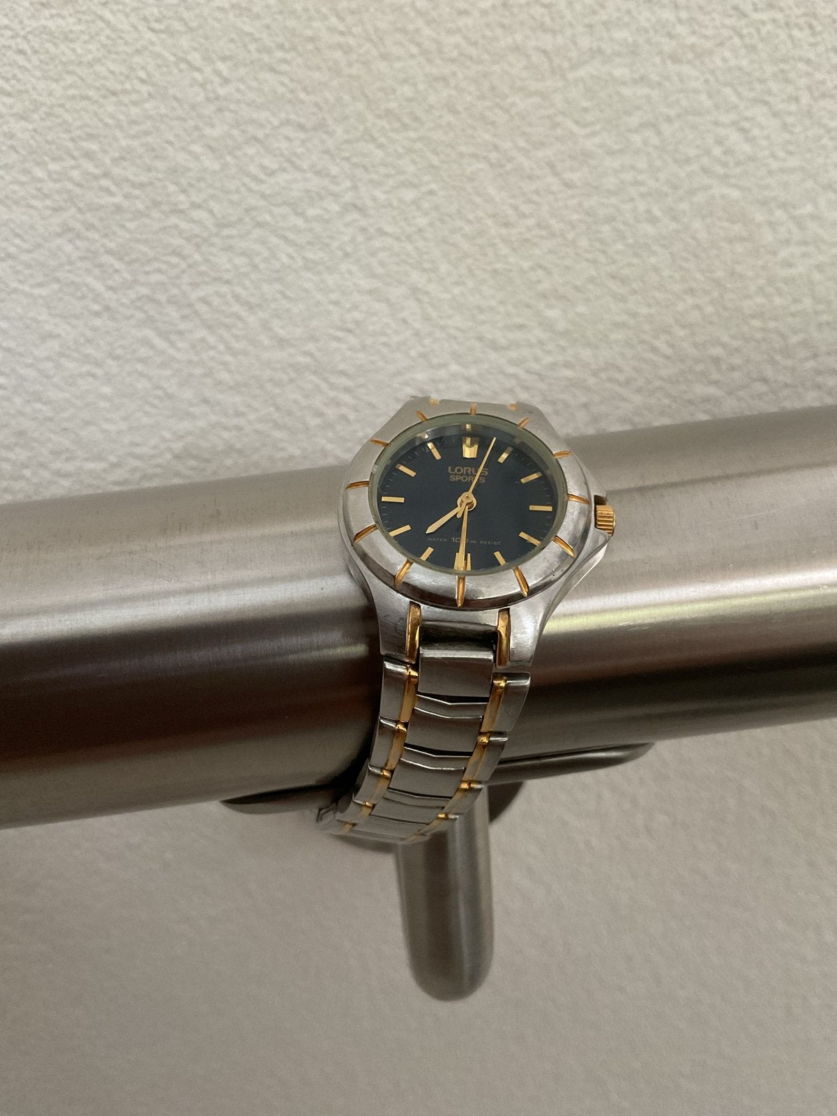 Lotus Horloge - Stijlvol en Tijdloos Design, Sieraden, Tassen en Uiterlijk, Overige merken, Gebruikt, Staal, Verzenden