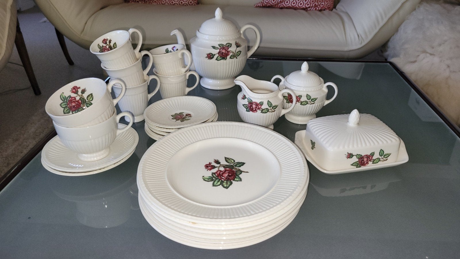 Wedgewood "Moss Rose" ontbijtservies in perfecte staat, Ophalen