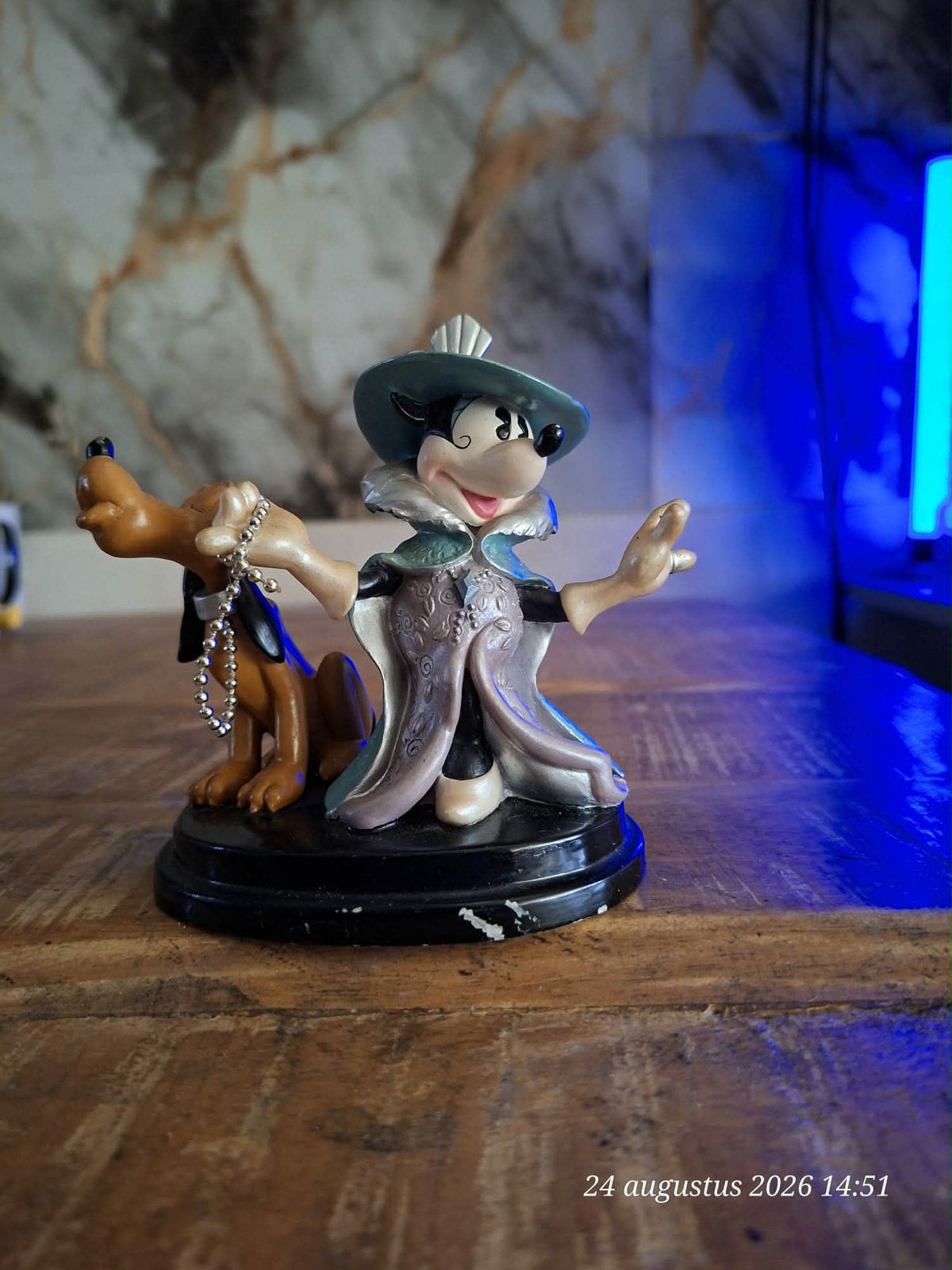 Mickey Mouse en Pluto beeldje - Disney Enesco, Ophalen of Verzenden, Goofy of Pluto, Gebruikt, Beeldje of Figuurtje
