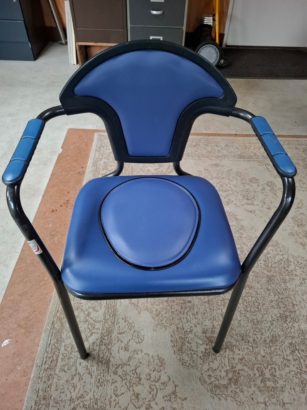 Te koop postoel, toiletstoel met emmerer, Diversen, Ophalen, Gebruikt