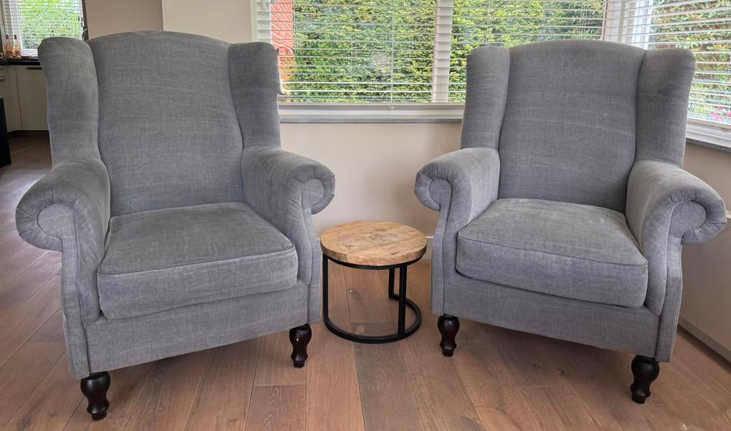 Twee royale oorfauteuils, Huis en Inrichting, Fauteuils, Zo goed als nieuw, Stof, 75 tot 100 cm, 100 tot 125 cm, Ophalen