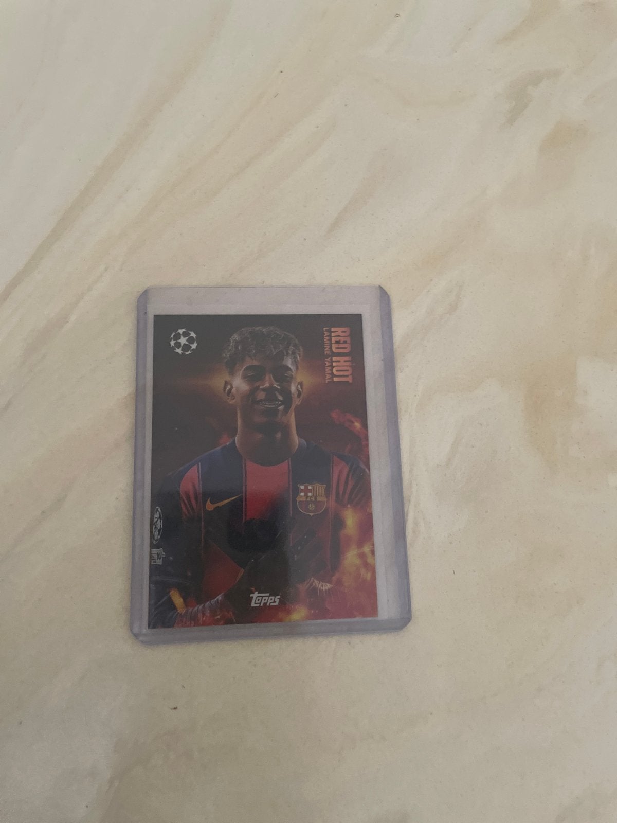 Topps Match Attax Lamine Yamal Red Hot Kaart, Verzamelen, Sportartikelen en Voetbal, Ophalen of Verzenden, Zo goed als nieuw, Buitenlandse clubs