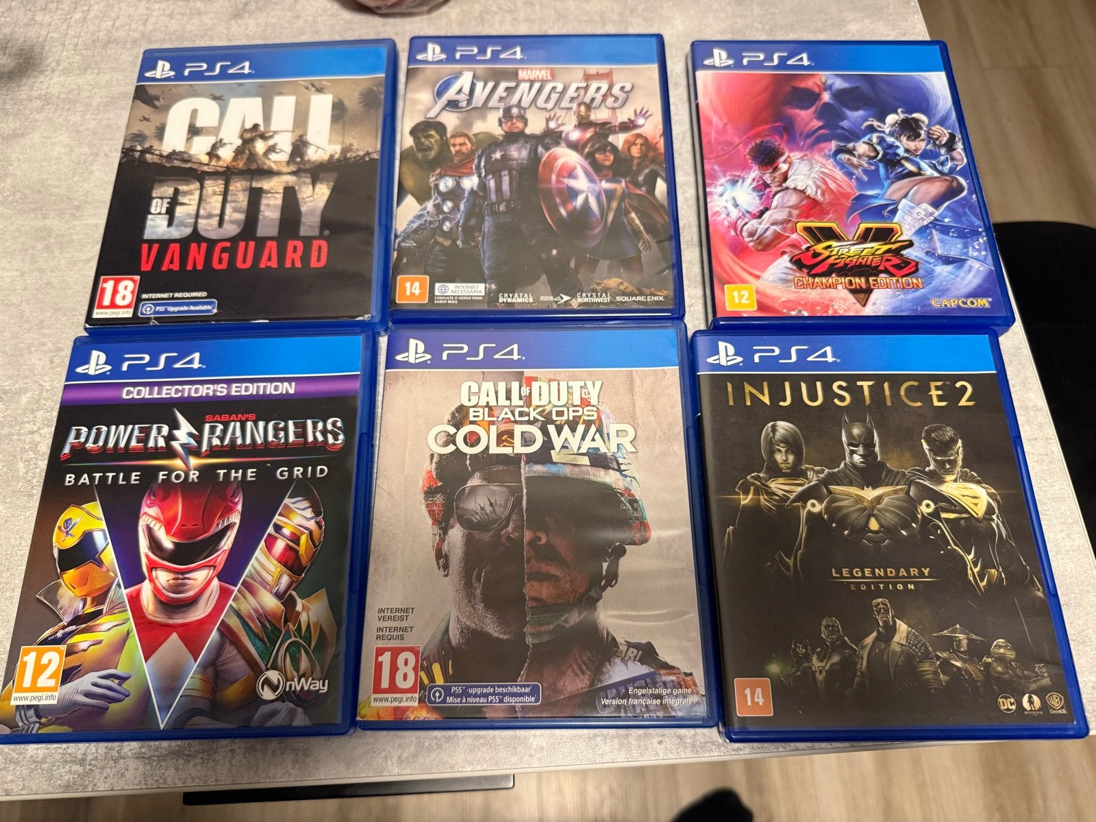 PS4 Games Bundel: Call of Duty, Marvel's Avengers, Injustice, Spelcomputers en Games, Games | Sony PlayStation Vita, Ophalen of Verzenden