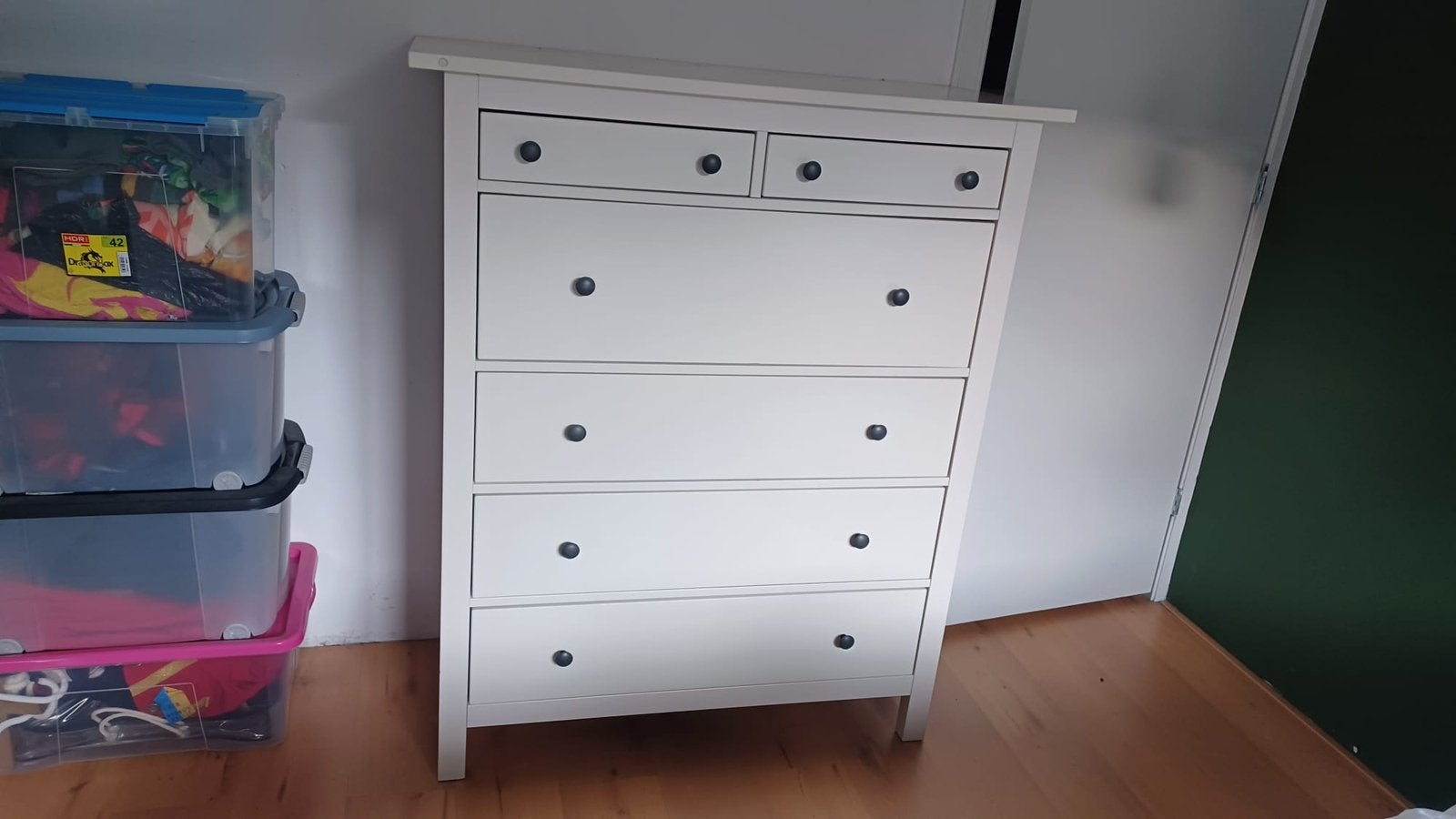HEMNES Ikea ladekast, Ophalen, 100 tot 150 cm, Zo goed als nieuw, Met lade(s)