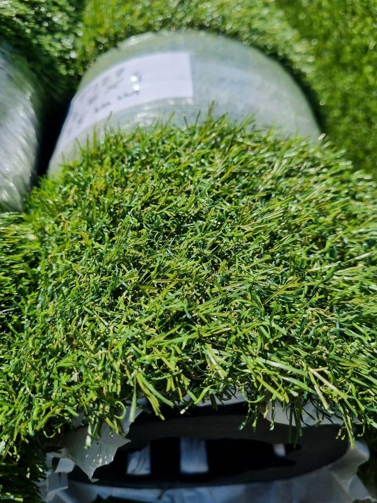Kunstgras coupon 2.5 x 4 meter T127 25 mm, Ophalen, Nieuw, Minder dan 10 m², Kunstgras