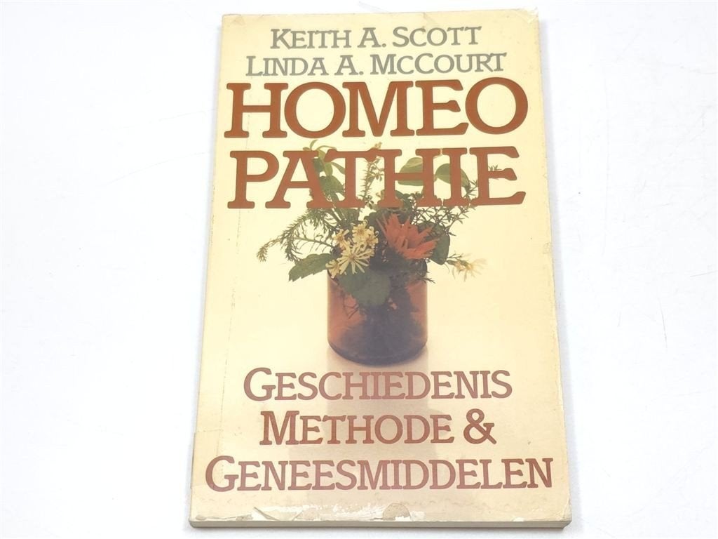 Homeopathie — Geschiedenis, Methode en Geneesmiddelen 1986, Ophalen of Verzenden, Gelezen, Overige onderwerpen, Achtergrond en Informatie