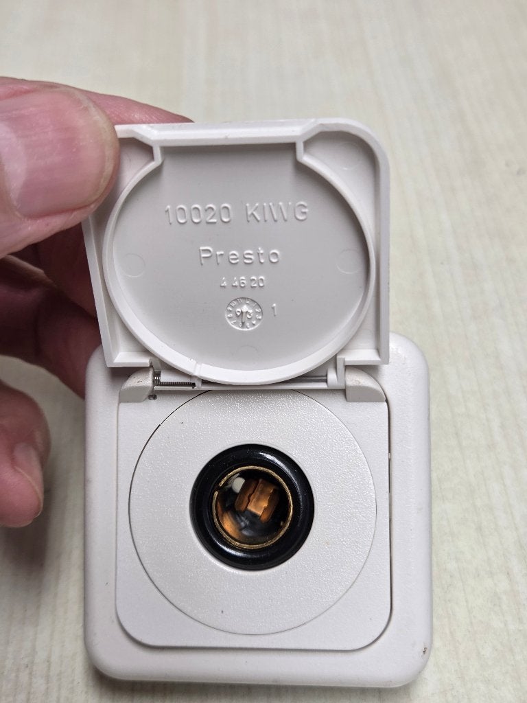 12Volt contactdoos – sigaretten plug, Caravans en Kamperen, Ophalen of Verzenden, Nieuw