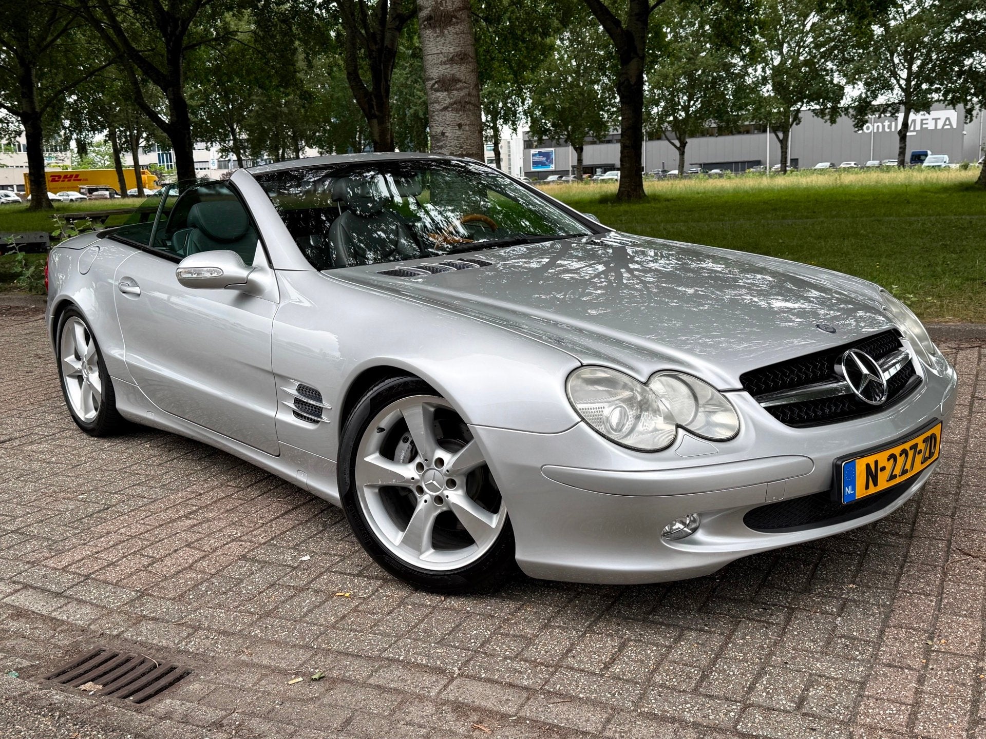 Mercedes-Benz SL-klasse 500 Apple CarPlay, Auto's, Automaat, Achterwielaandrijving, Gebruikt, 8 cilinders