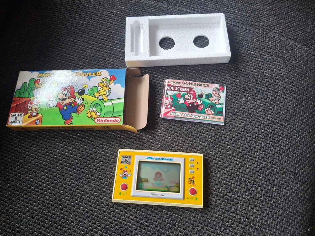 Nintendo Game & Watch Mario The Juggler, Spelcomputers en Games, Spelcomputers | Overige, Ophalen of Verzenden, Zo goed als nieuw