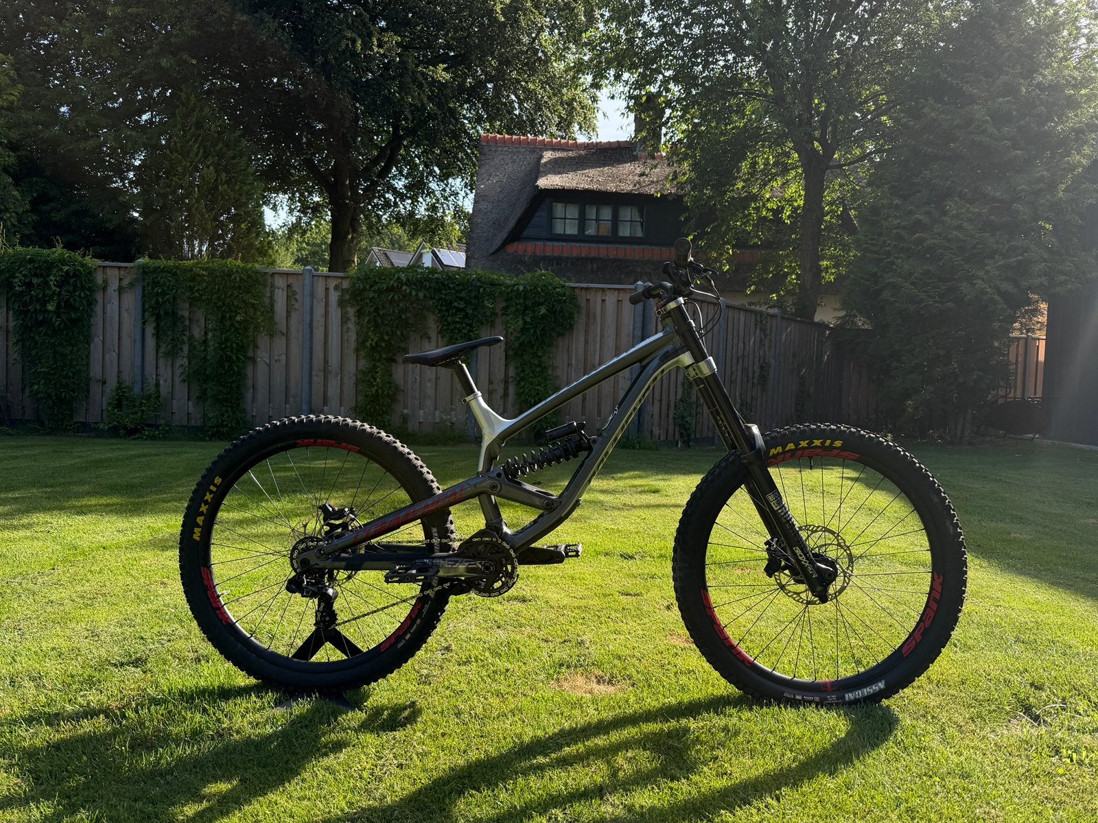 Commencal furious 2017 downhill, Fietsen en Brommers, Fully, Ophalen, Gebruikt, Overige merken