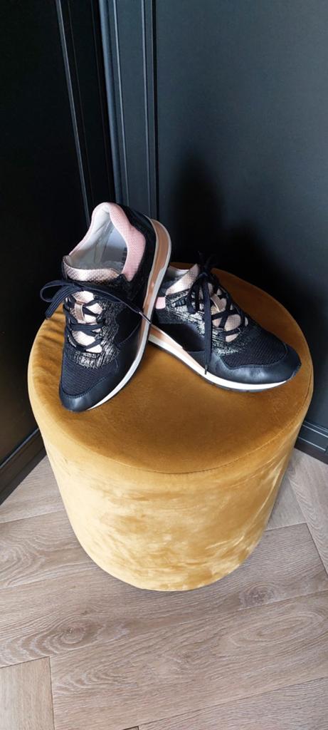 Geox Respira sneakers. Maat 37. Zwart/roze., Geox, Zwart, Ophalen of Verzenden, Sneakers of Gympen