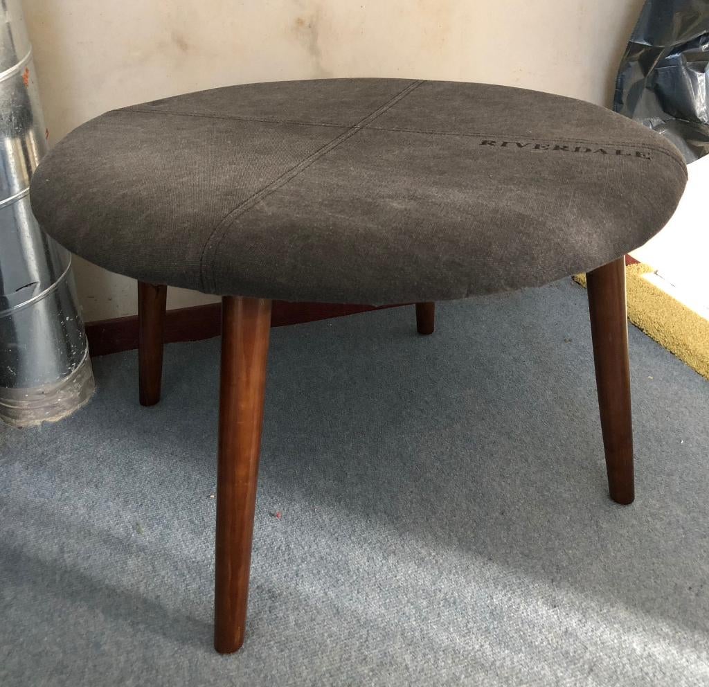Riverdale tafel, Huis en Inrichting, Ophalen, Gebruikt, Rond, 55 tot 75 cm