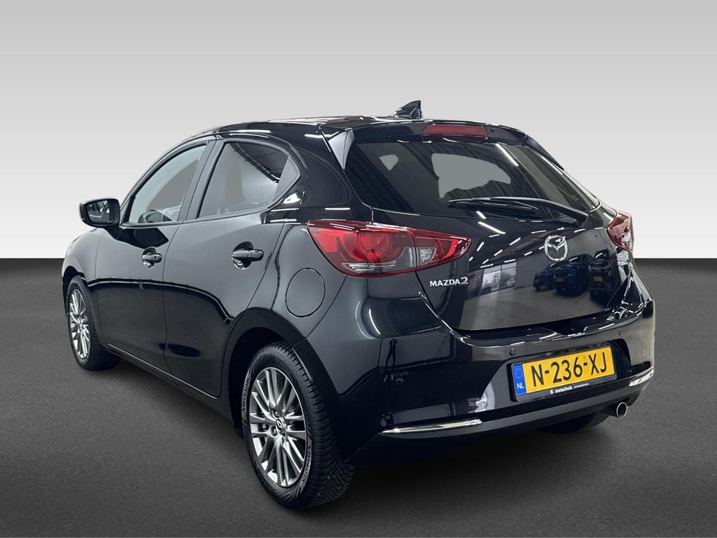 Mazda 2 1.5 SKYACTIV-G 90PK LUXURY NAVI CAMERA HUD LED ECC N, Auto's, Stof, 4 cilinders, Stuurwielverwarming, Zwart