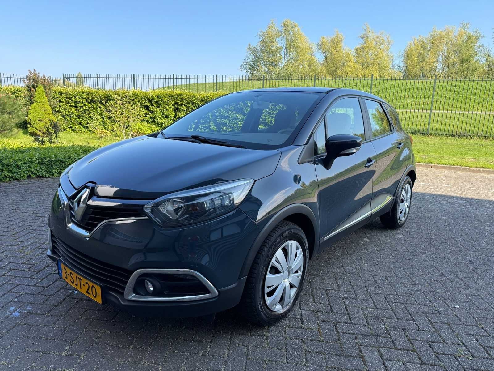Renault Captur 0.9 TCe Expression, 3-SJT-20, Auto's, Renault, Bedrijf, Captur, Benzine, Euro 5, A, Hatchback, Handgeschakeld, Origineel Nederlands