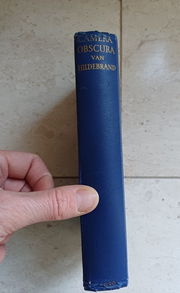 2+1 GRATIS! Camera obscura - Hildebrand, Gelezen, Ophalen of Verzenden, Nederland, Hildebrand