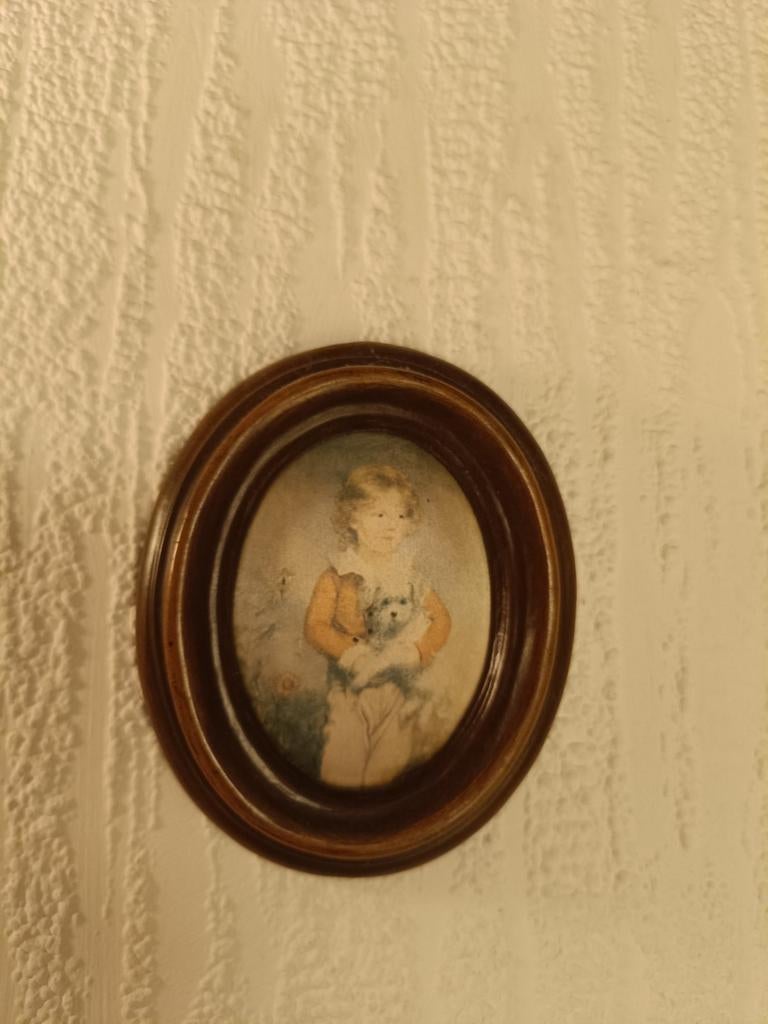 Vintage Ovale Miniatuur Schilderij Kind met Hondje, Ophalen of Verzenden