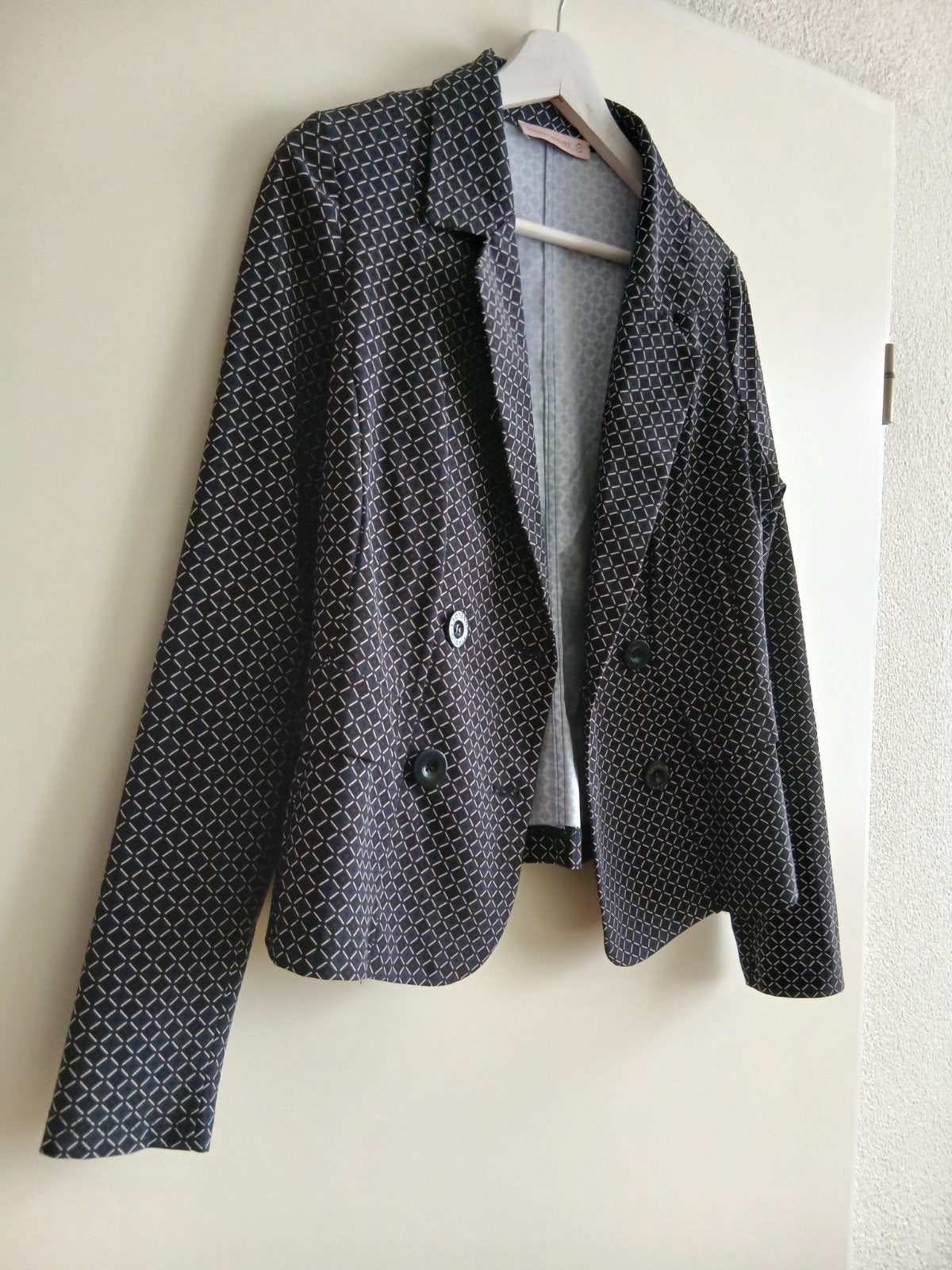 Modieuze nieuwe blazer van Studio Anneloes. Maat M., Kleding | Dames, Maat 38/40 (M), Studio Anneloes, Verzenden, Zwart