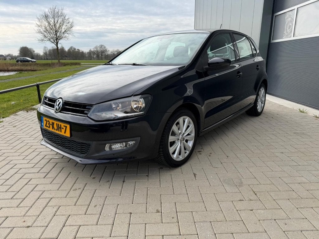 Volkswagen Polo 1.4 16V Comfortline, Auto's, Voorwielaandrijving, Zwart, Handgeschakeld, Particulier