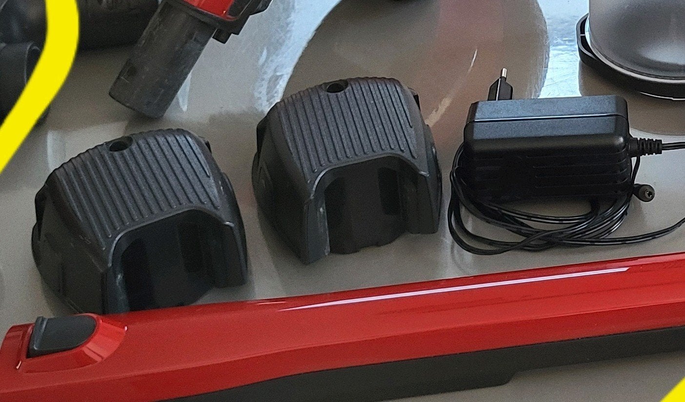 2 accu's en oplader voor miele triflex hx1 stofzuiger, Witgoed en Apparatuur, Stofzuigers, Ophalen, Gebruikt
