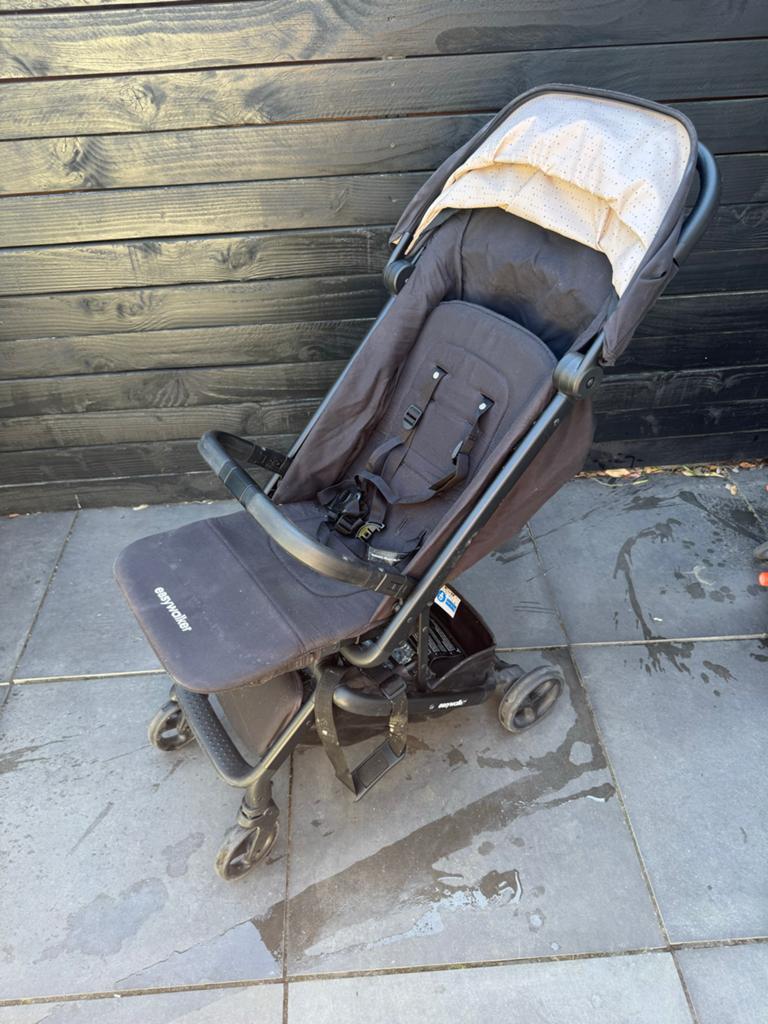 Easywalker Miley  - Compact en Gebruikt, Kinderen en Baby's, Buggy's, Ophalen, Gebruikt, Overige merken, Verstelbare rugleuning