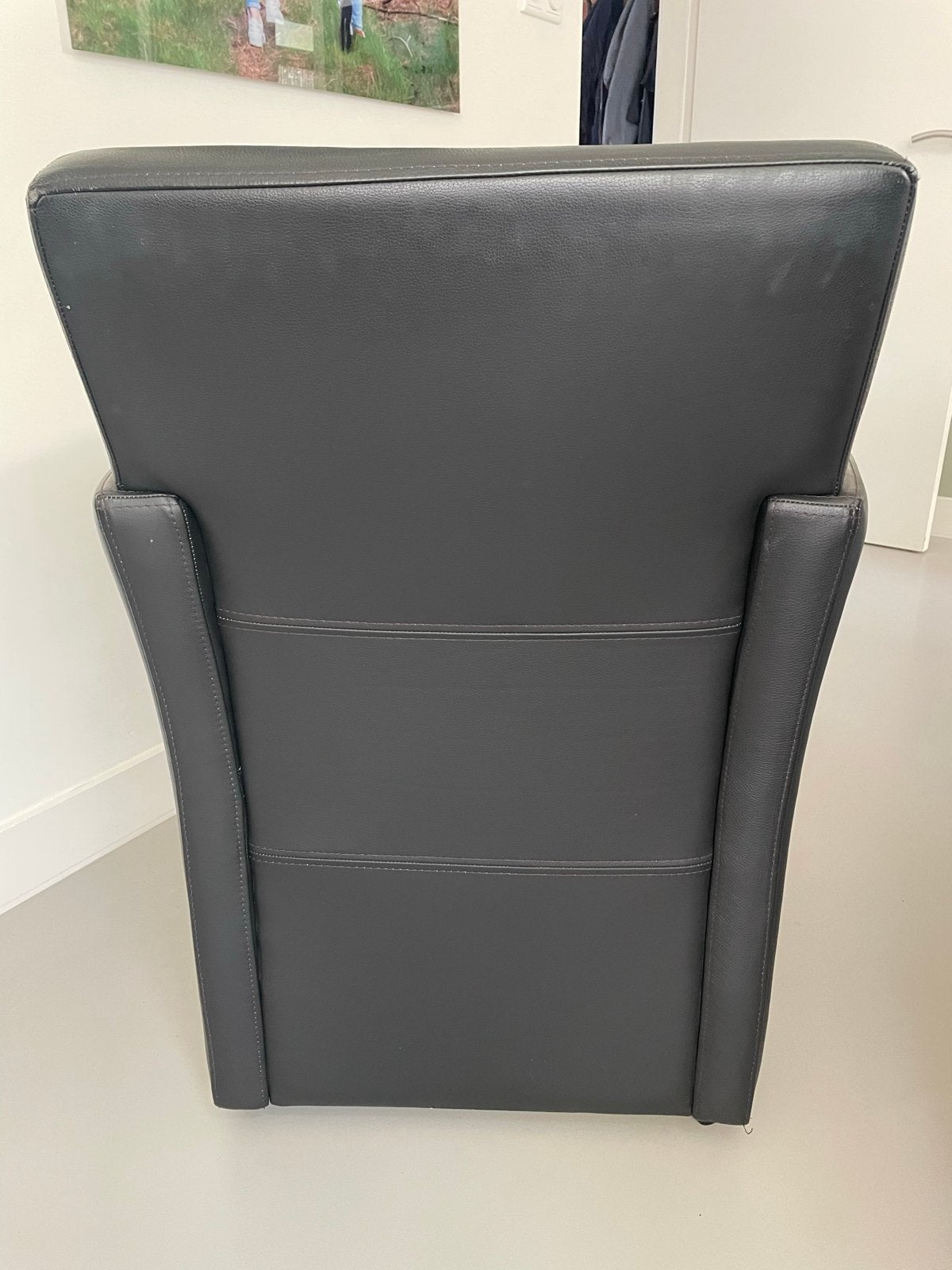 Zwarte Leren Fauteuil met Wieltjes, Ophalen, Gebruikt, Minder dan 75 cm, Leer