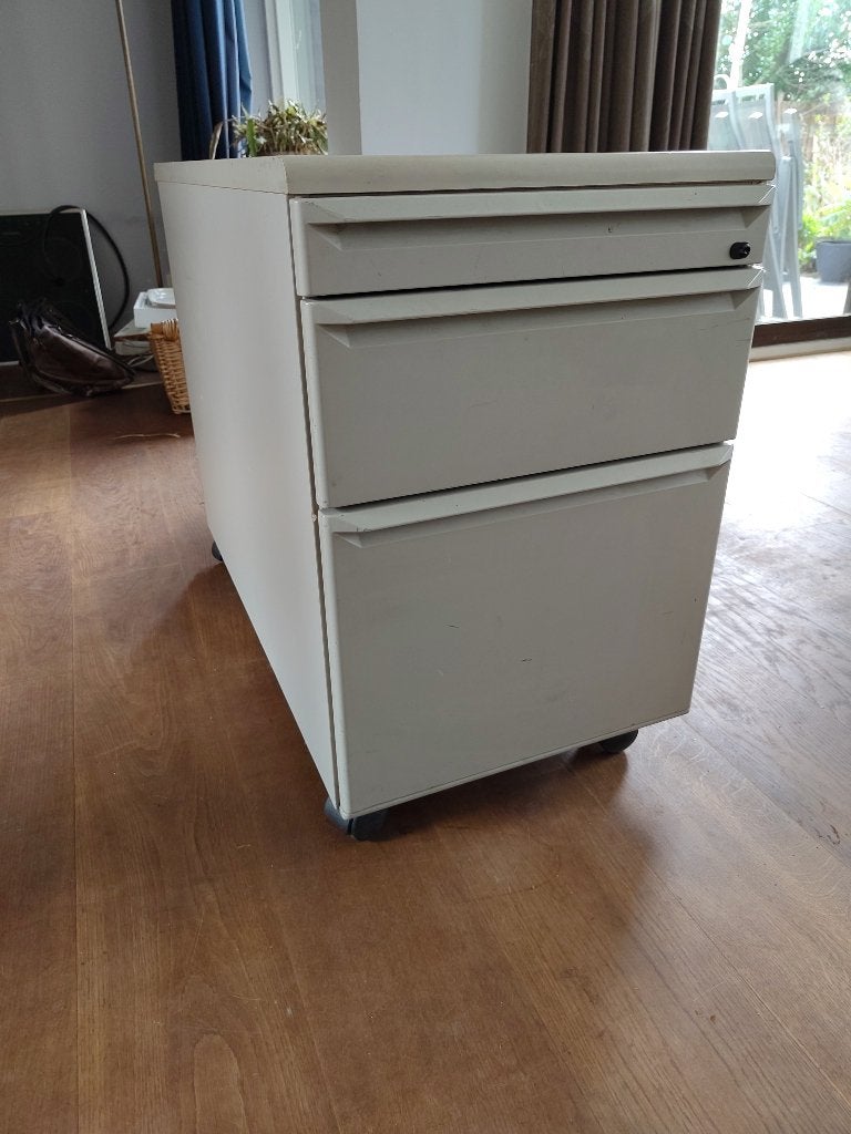 Praktisch ladeblok op zwenkwielen, Ophalen, Overige typen, Gebruikt, 42 cm