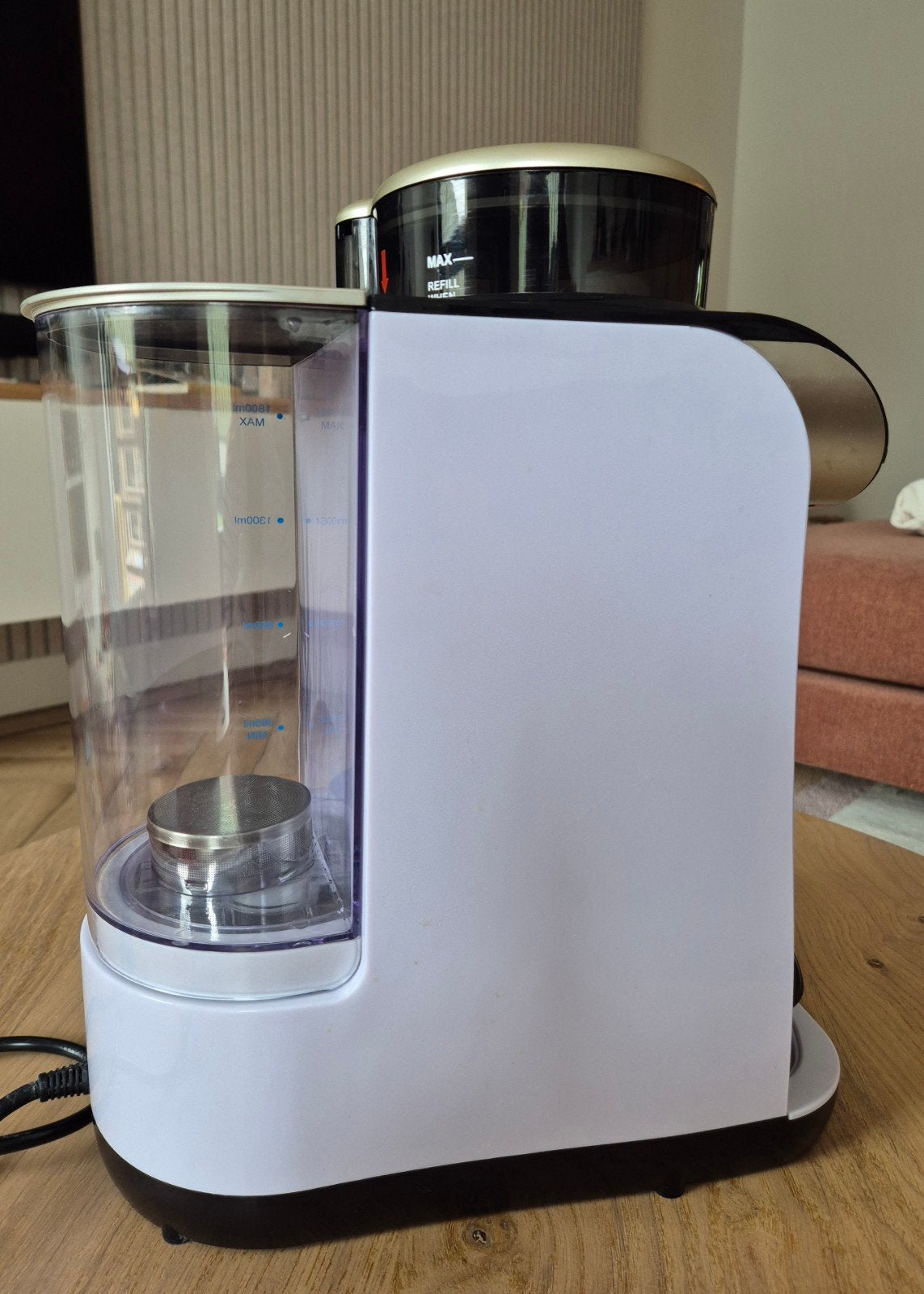 Babbylatte melkmachine flesvoeding, Ophalen, Zo goed als nieuw, Babyvoedingmaker