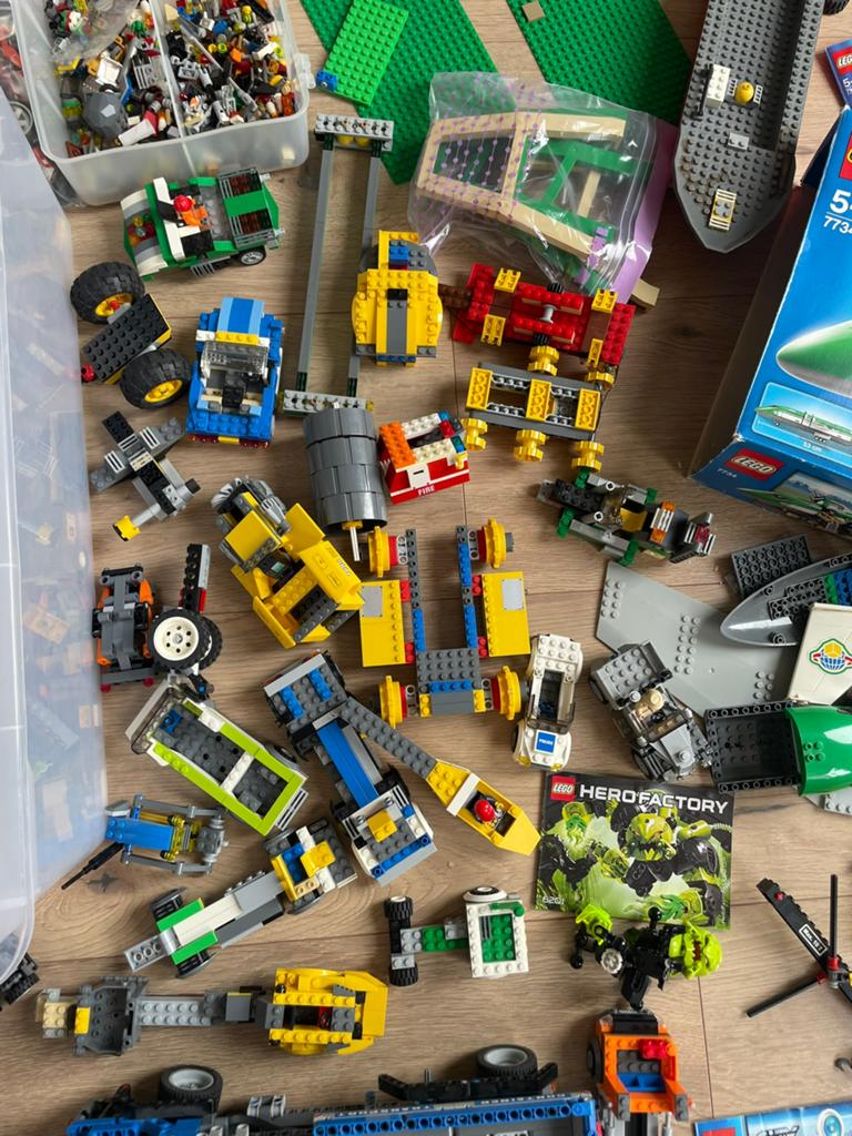 Partij Lego city en technisch lego. Voertuigen en boekjes, Ophalen, Zo goed als nieuw