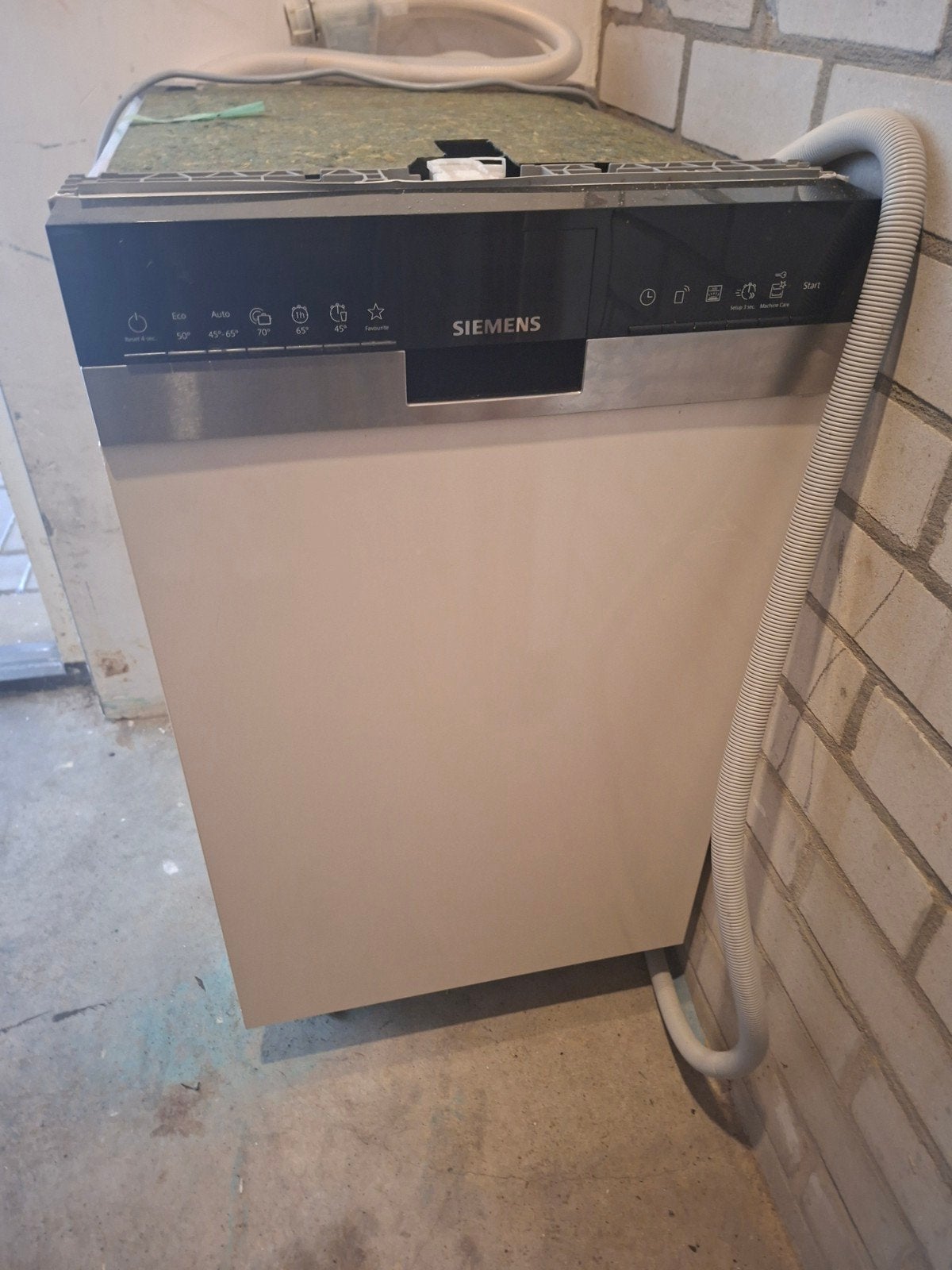 Inbouw Siemens smalle vaatwasser, Ophalen