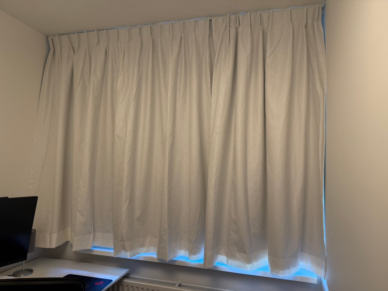 HEMA Blackout Curtain - Ivory - 214 x 170 cm - Never Used, Ophalen of Verzenden, Nieuw, Gordijn