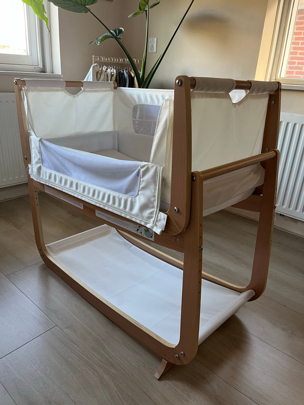SnüzPod4 Co-Sleeper Wieg - Zo goed als nieuw, Kinderen en Baby's, Ophalen, Zo goed als nieuw, Wieg