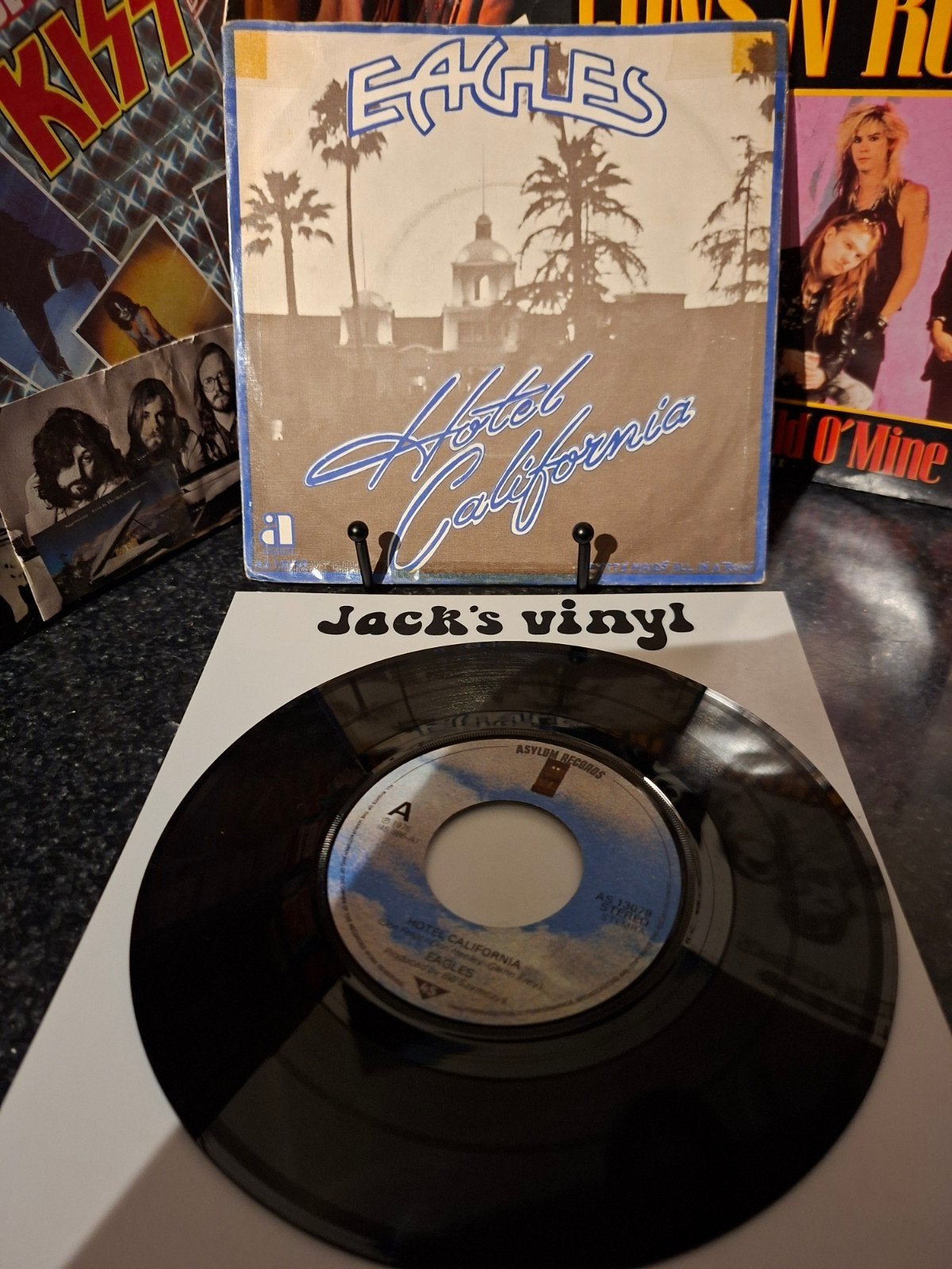 Eagles - Hotel California 7 inch vinyl single 1976, Gebruikt, 7 inch, Ophalen of Verzenden, Fotohoes