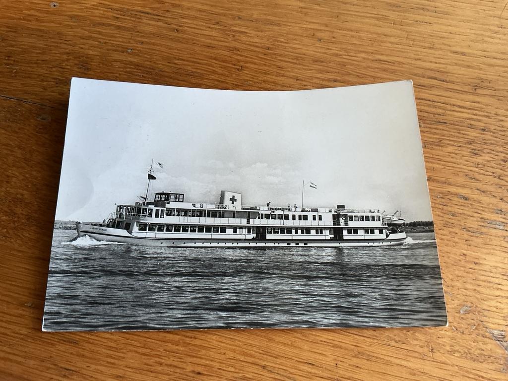 S605 hospitaalschip J. Henry Dunant, Ophalen of Verzenden, Zo goed als nieuw