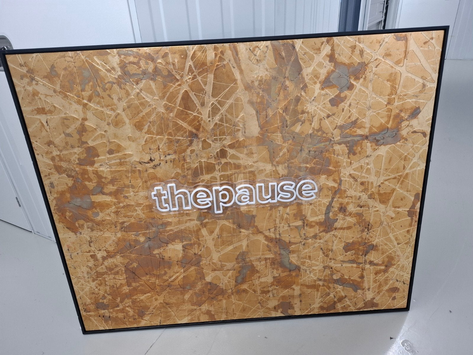 Groot kunstwerk Studio Joramski - Bladgoud & Epoxy 200x150c, Ophalen, Abstract, Met textuur, Gemengde techniek