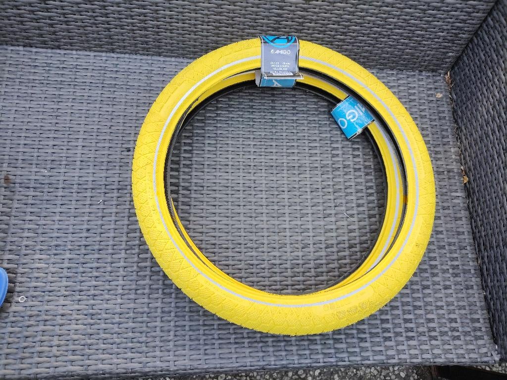 2 maal NIEUW 20 x 1.95 buiten banden  set prijs 20 euro, Ophalen, Nieuw